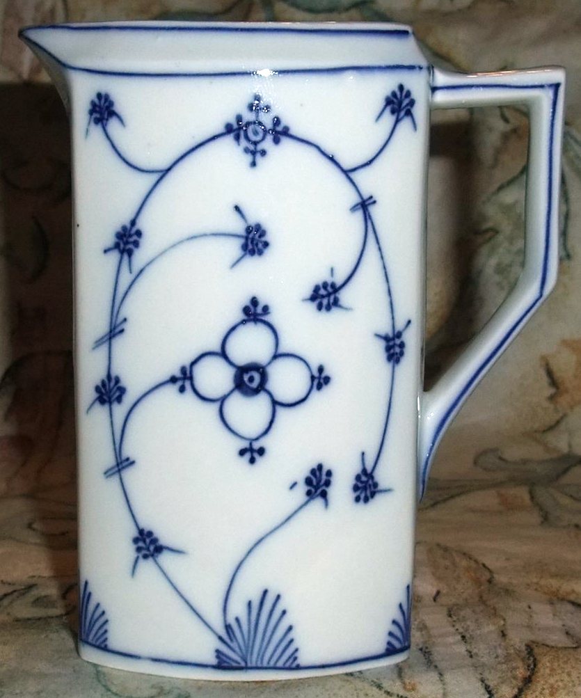 Porzellankrug #3 mit Strohhalmmuster (handgemalt)
