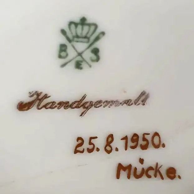 20.8.1950. Mücke. Handgemalt. [golden]