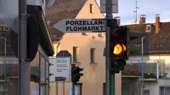 Bild 14: 2022er Impression(en) vom Selber Porzellanflohmarkt. Bild 14: Statt photographisch eingefangene Impressionen Highlights aus den Vorjahren.